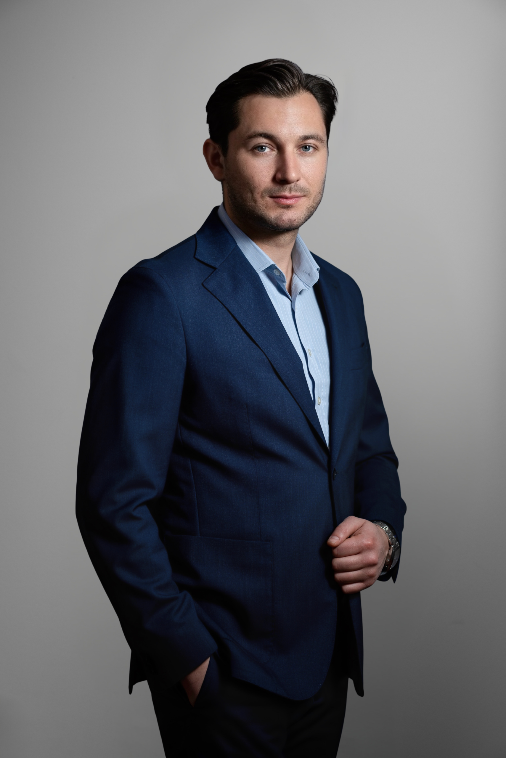 photo of lawyer Daniel Calcan